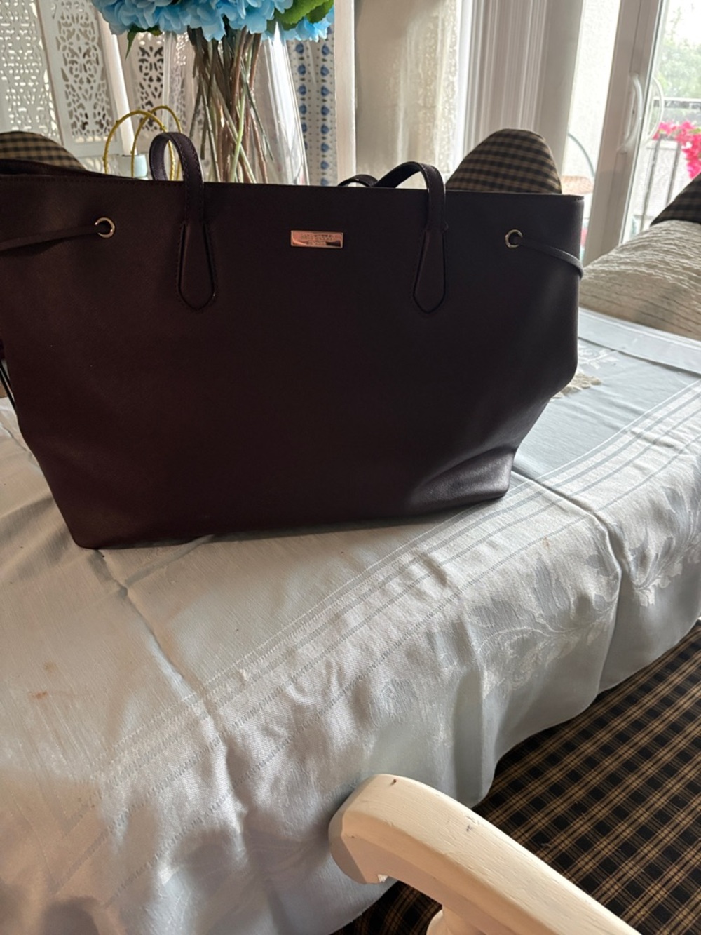 Kate Spade Burgundy Saffiano Tote with Gold Plaque